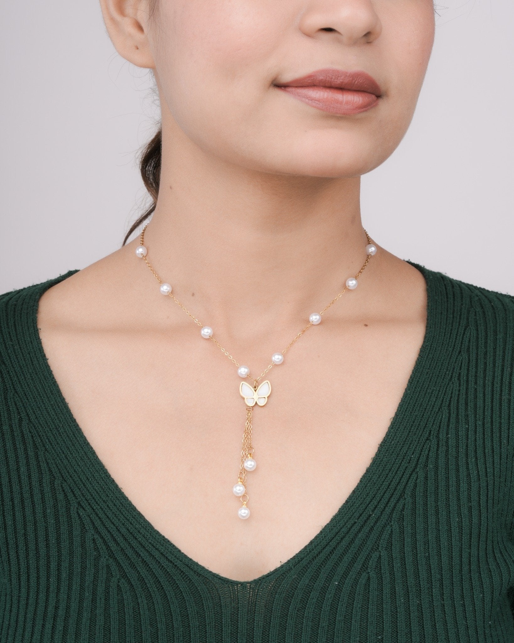 Aurevia Pearl Flutter Necklace
