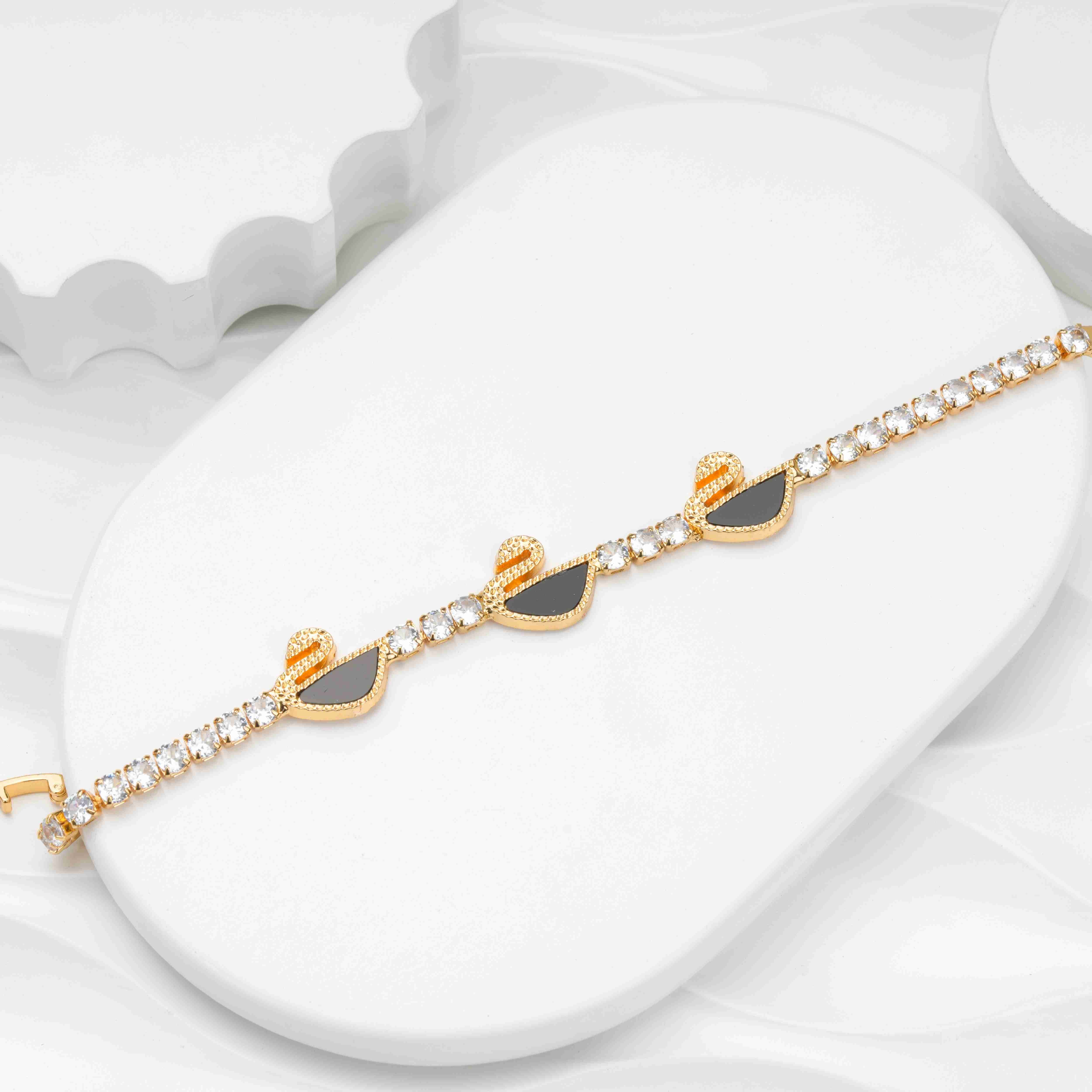 Swanline Bracelet