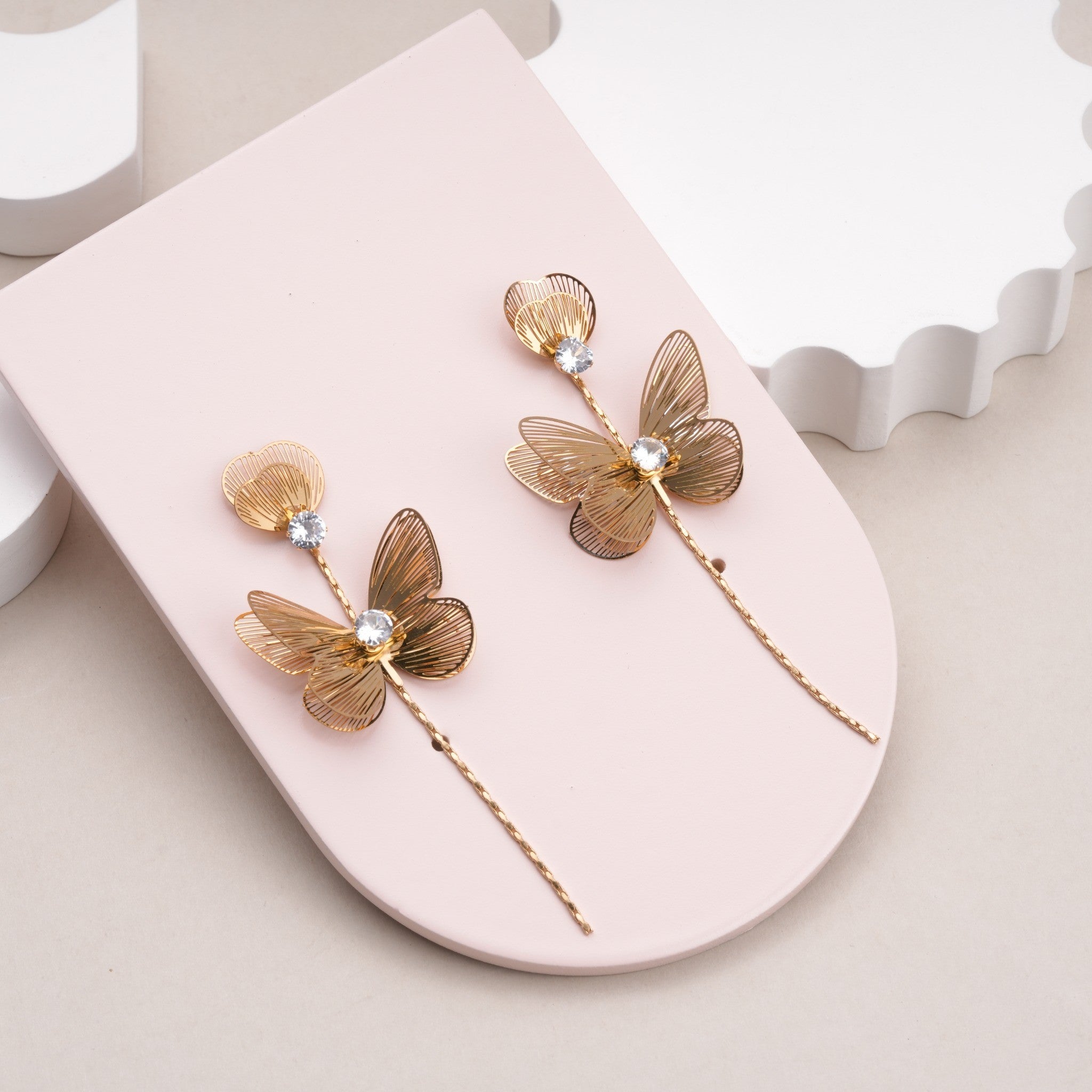 Auréole Butterfly Veil Drops Earrings