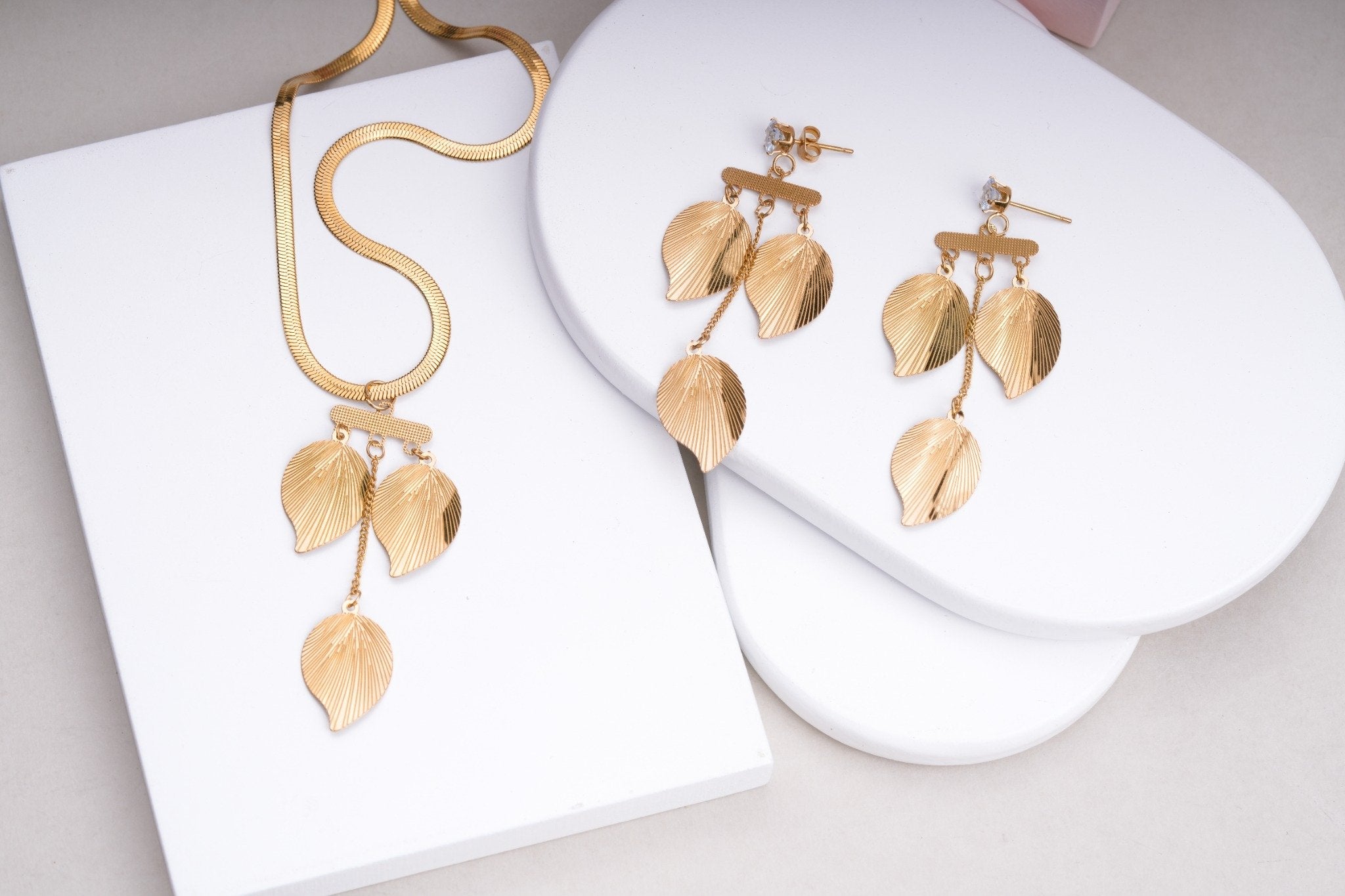 Golden Leaffall Elegance Set