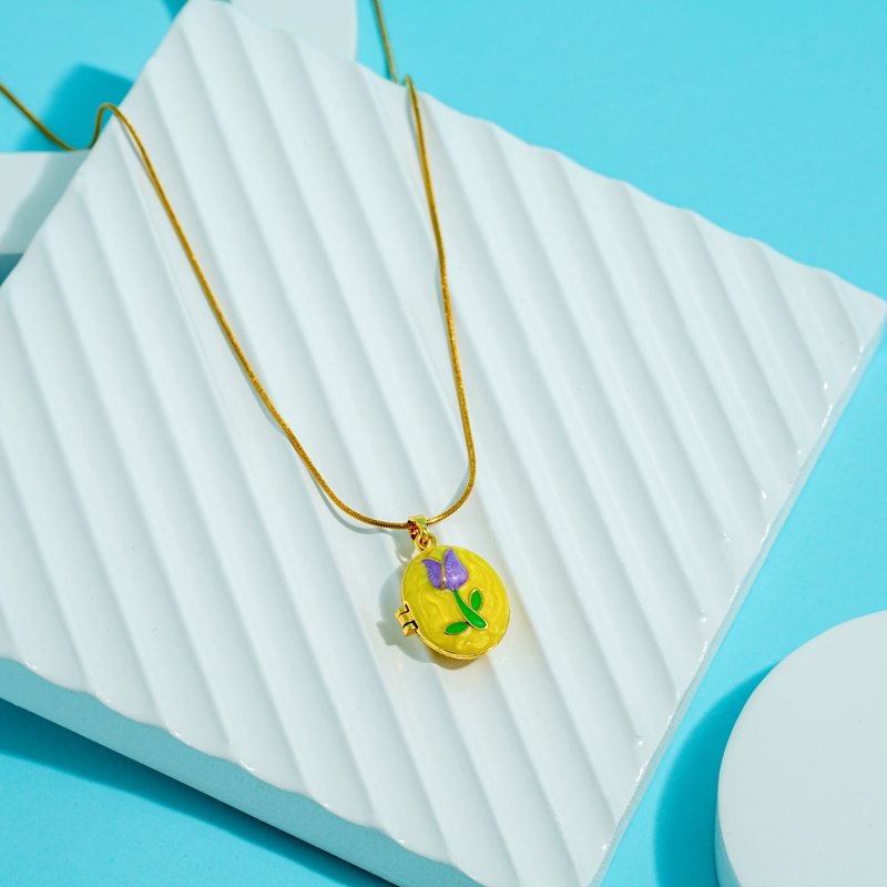 Golden Bloom Locket Necklace