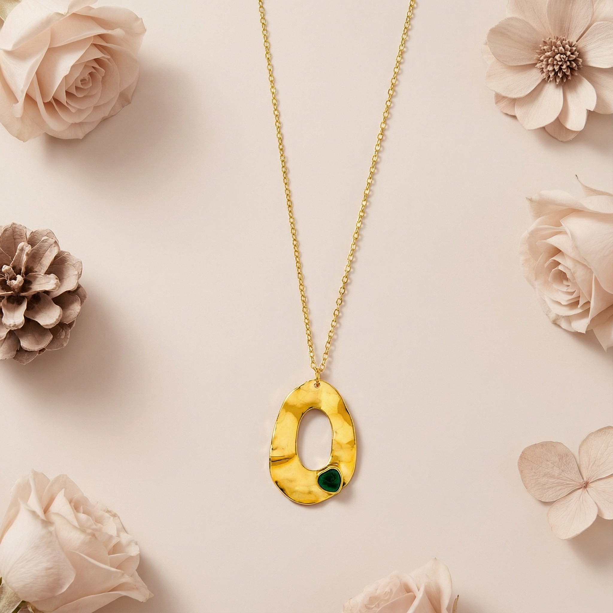 Emerald Aura Necklace