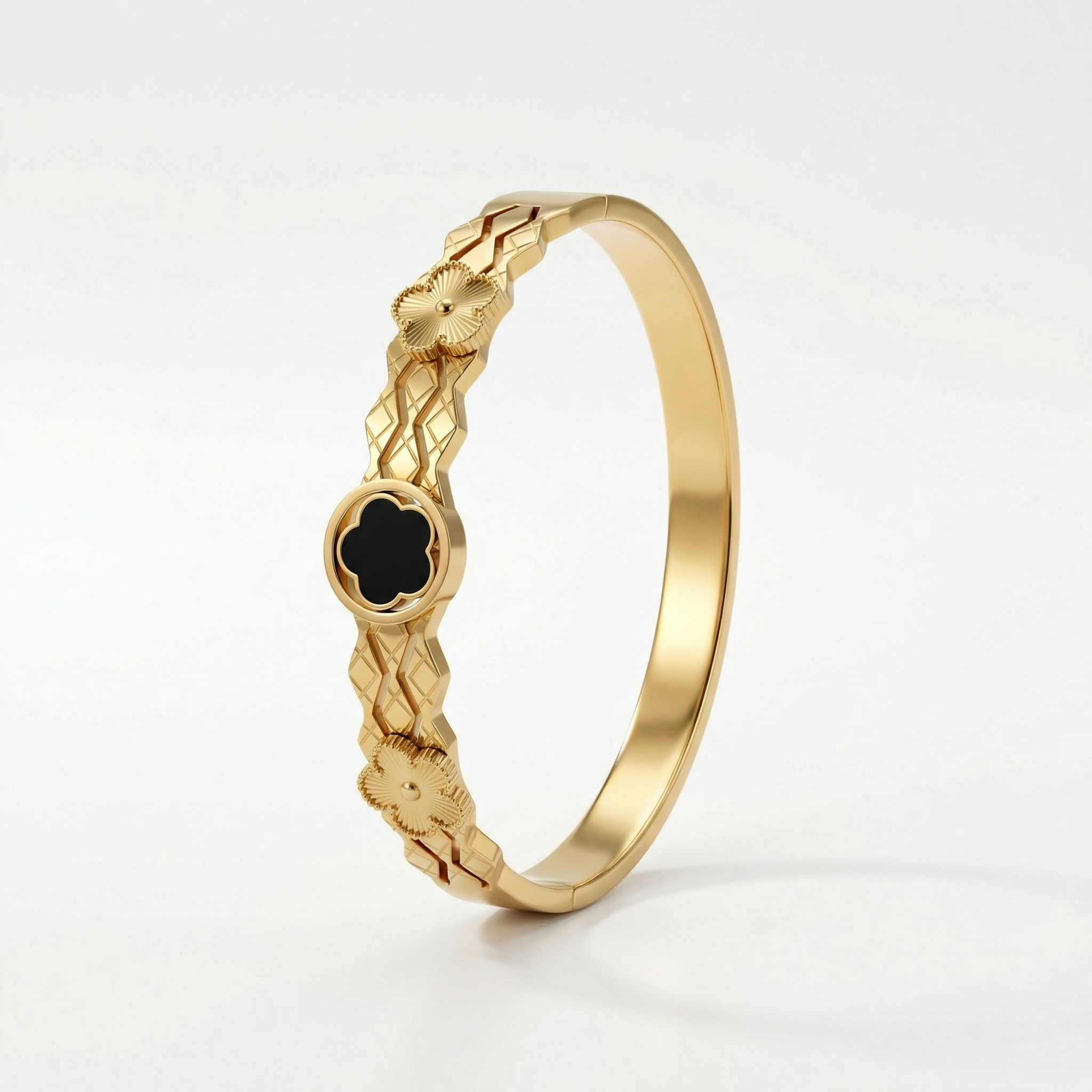 Midnight Clover Gold 18 Carat Gold Finished PVD Coated Anti-Tarnish Bracelet