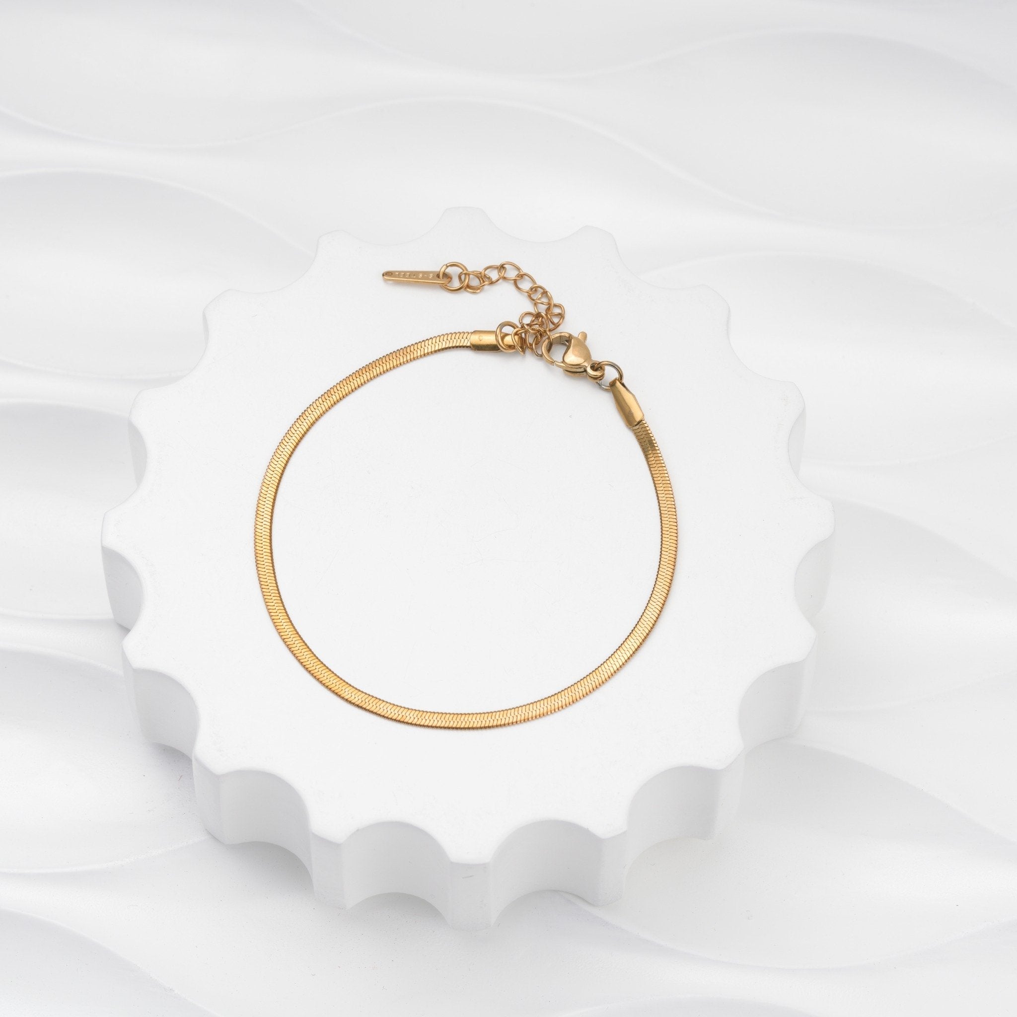 Aurora Sleek Bracelet