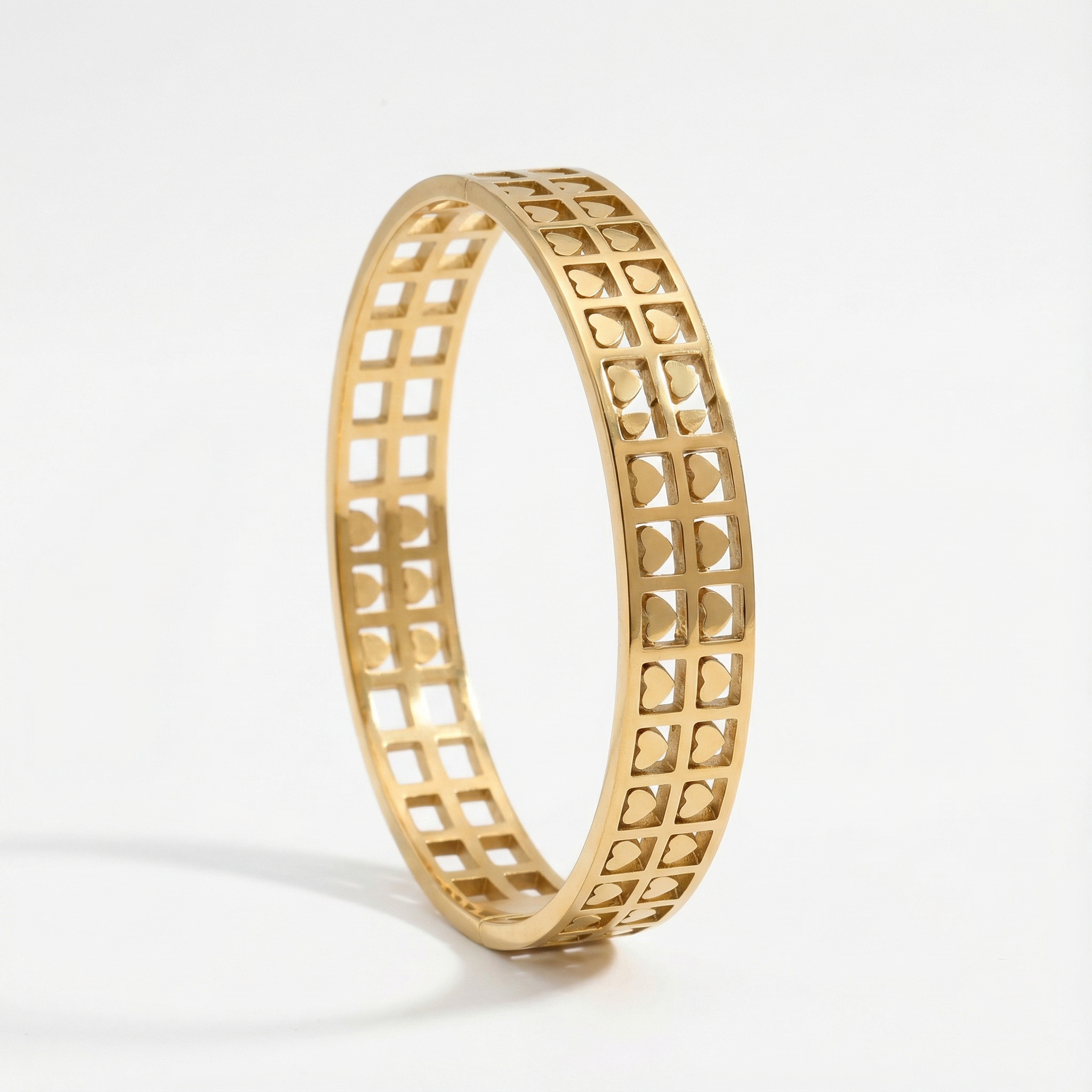 Golden Heart Grid Bracelet