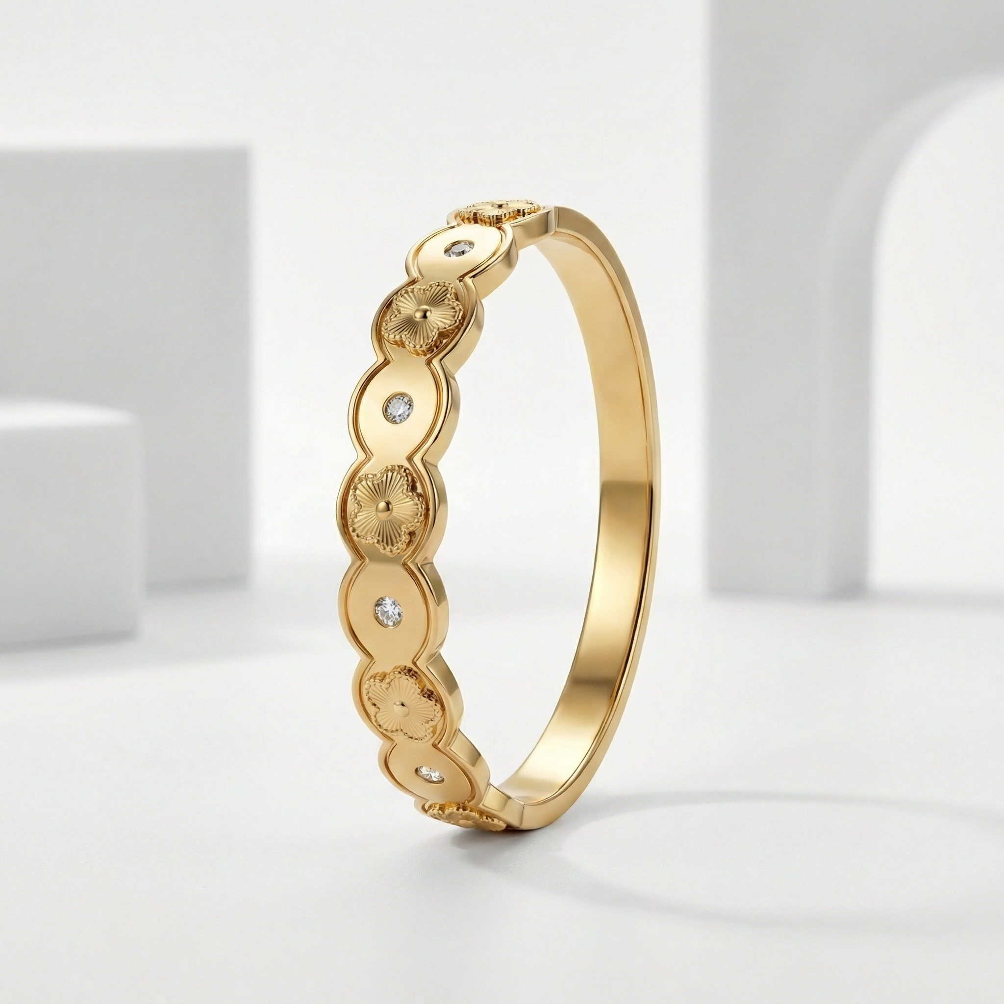 Floral Spark Gold Bracelet