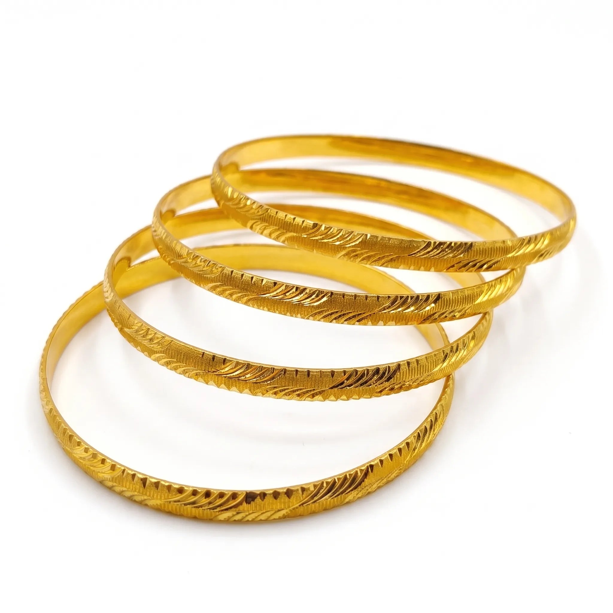 Feather Crest Bangle